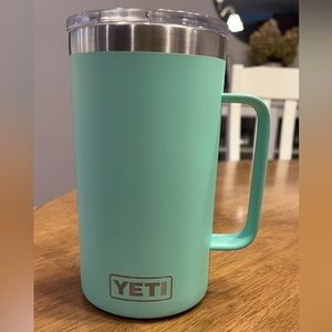 24oz Rambler mug with handle